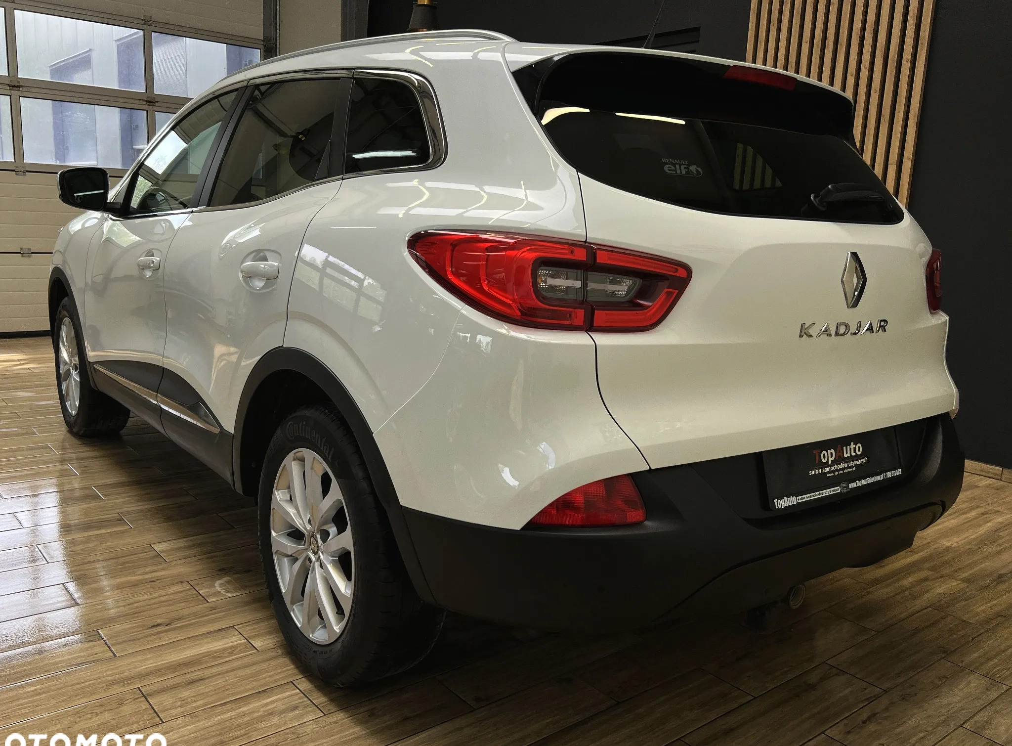 Renault Kadjar cena 59900 przebieg: 123000, rok produkcji 2018 z Kunów małe 742